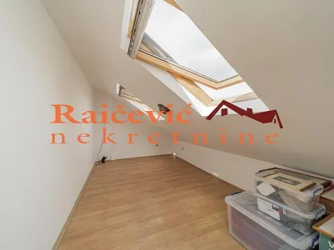 Sale, three bedroom apartment, 96m², Centar, Kruševac - image 18