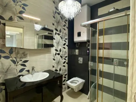 Prodaja, trosoban stan, 125m², Bečići, Budva - image 10