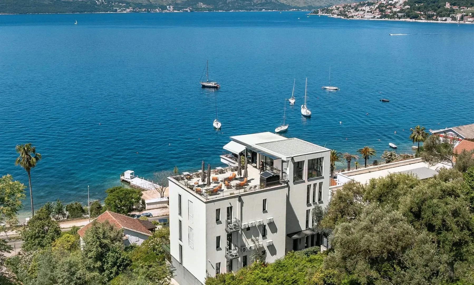 Prodaja, ugostiteljski objekat, 1000m², Kumbor, Herceg Novi