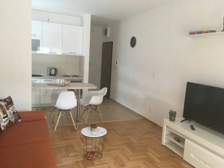 Prodaja, garsonjera, 32m², Maslinjak, Budva