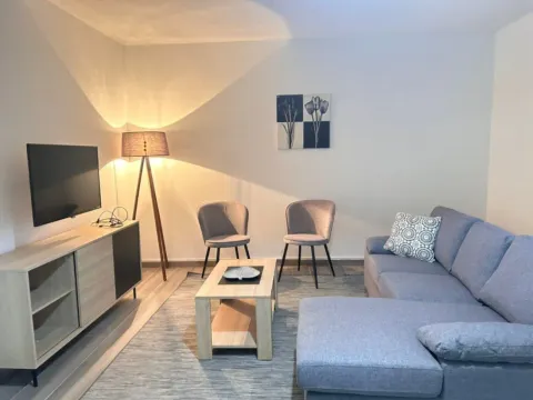 Izdavanje, dvosoban stan, 91m², Konik, Podgorica - image 4