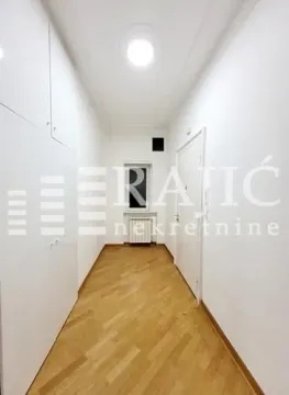 Rent, office space, 80m², Skadarlija, Beograd - image 10