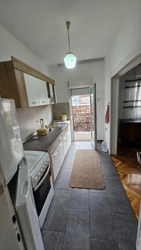 Rent, house, 100m², Zagorič, Podgorica