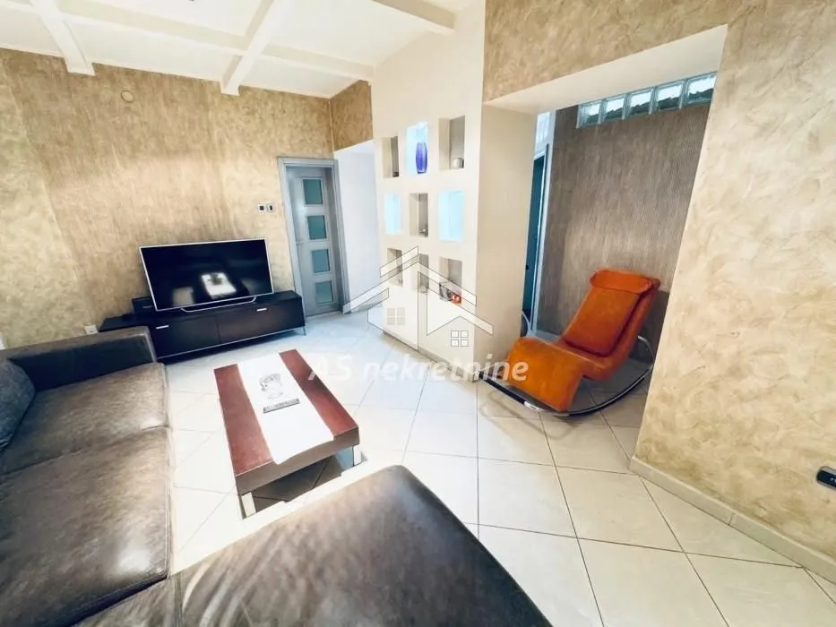 Rent, two bedroom apartment, 60m², Palilula Sve Podlokacije, Beograd