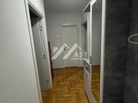 Izdavanje, dvosoban stan, 48m², Sajam, Novi Sad Sve Podlokacije - image 4