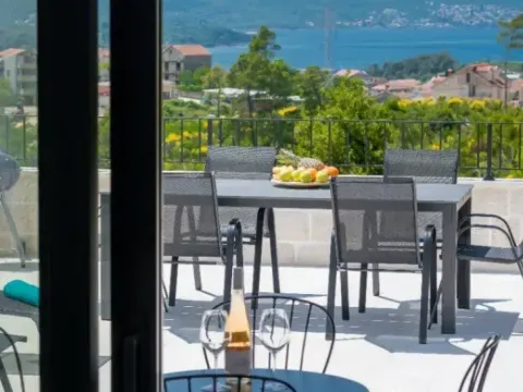 Prodaja, jednosoban stan, 55m², City Kvart, Podgorica - image 2