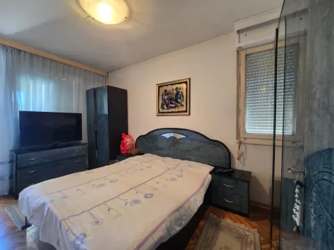 Prodaja, trosoban stan, 97m², Centar, Nikšić - image 8