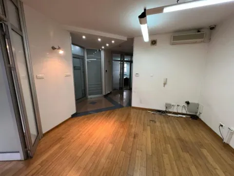 Rent, office space, 152m², Novi Beograd Blok 21, Novi Beograd Sve Podlokacije - image 12