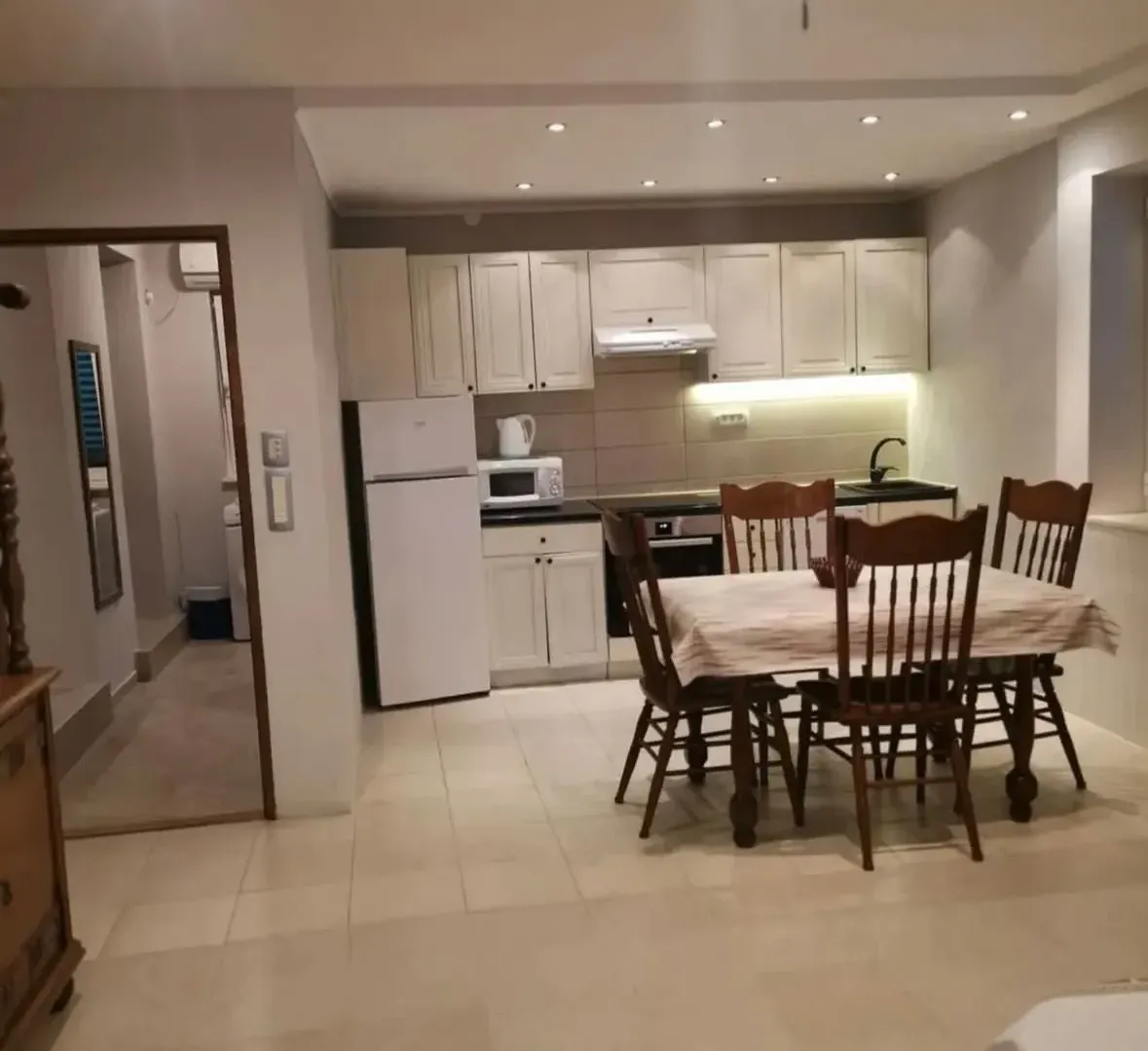 Rent, two bedroom apartment, 80m², Mažina, Tivat