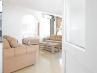 Izdavanje, jednosoban stan, 65m², Centar, Tivat - image 15