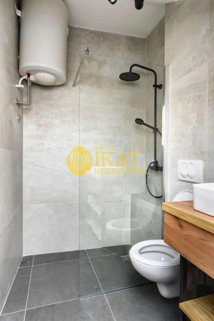 Izdavanje, dvosoban stan, 45m², Stari Grad, Beograd