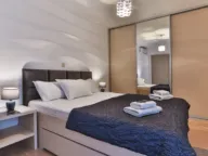 Izdavanje, dvosoban stan, 74m², Centar, Budva - image 3