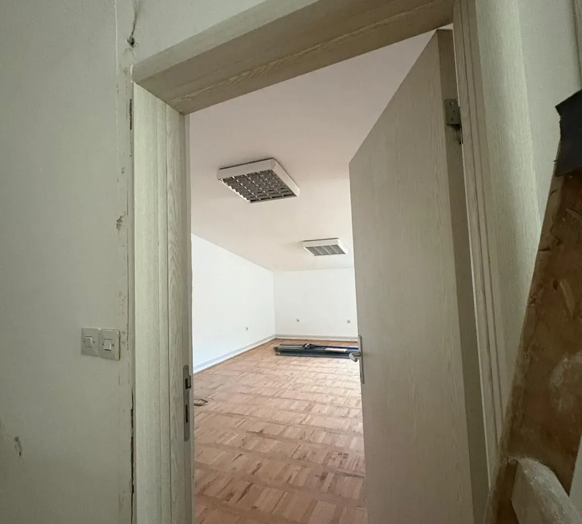 Rent, office space, 150m², Centar, Podgorica