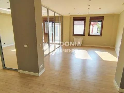 Rent, office space, 108m², Lion, Zvezdara Sve Podlokacije - image 3