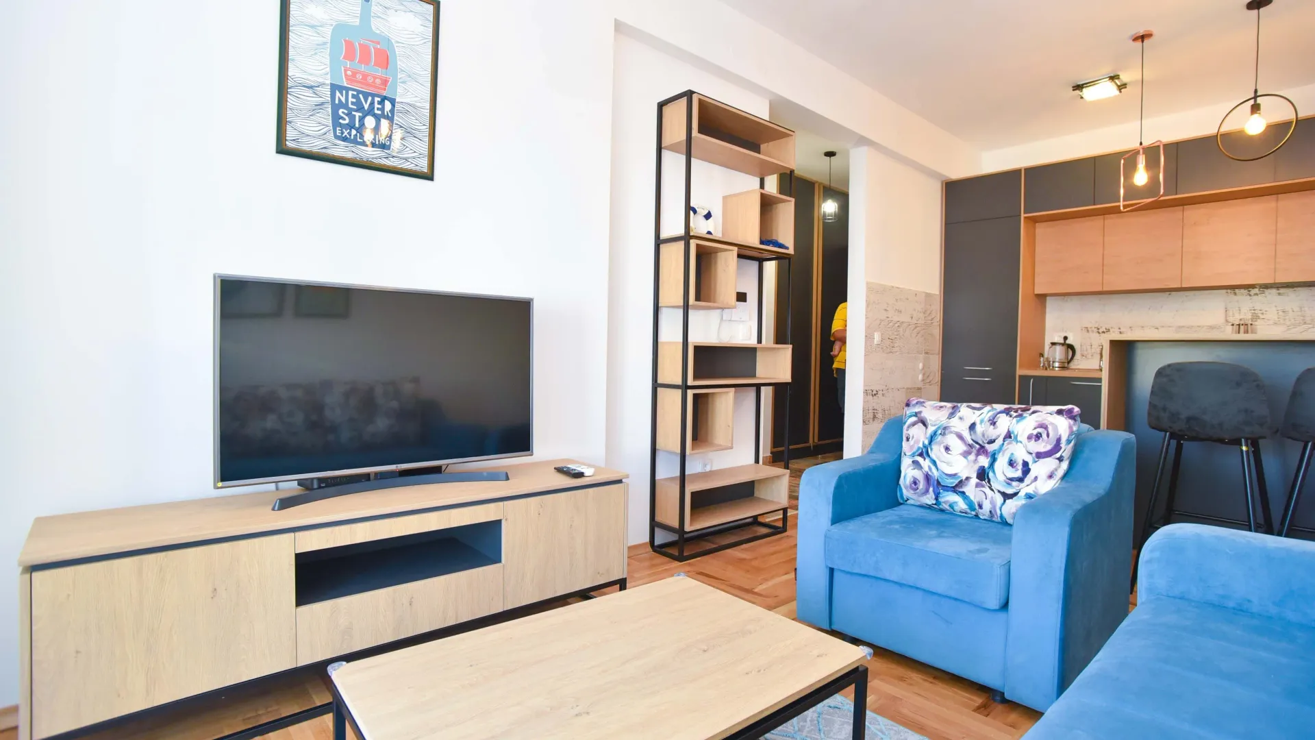 Rent, two bedroom apartment, 42m², Golubovina, Budva