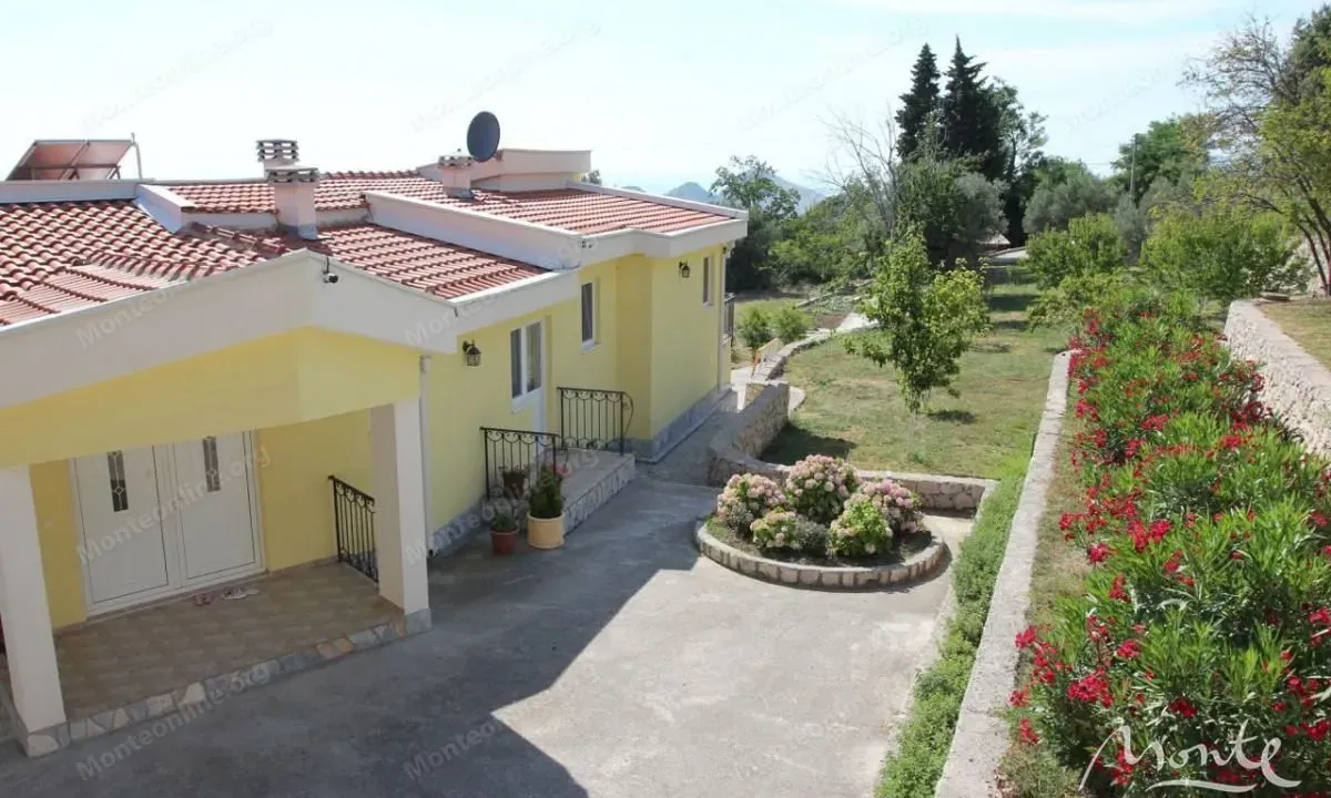 Sale, house, 380m², Dobre Vode, Bar
