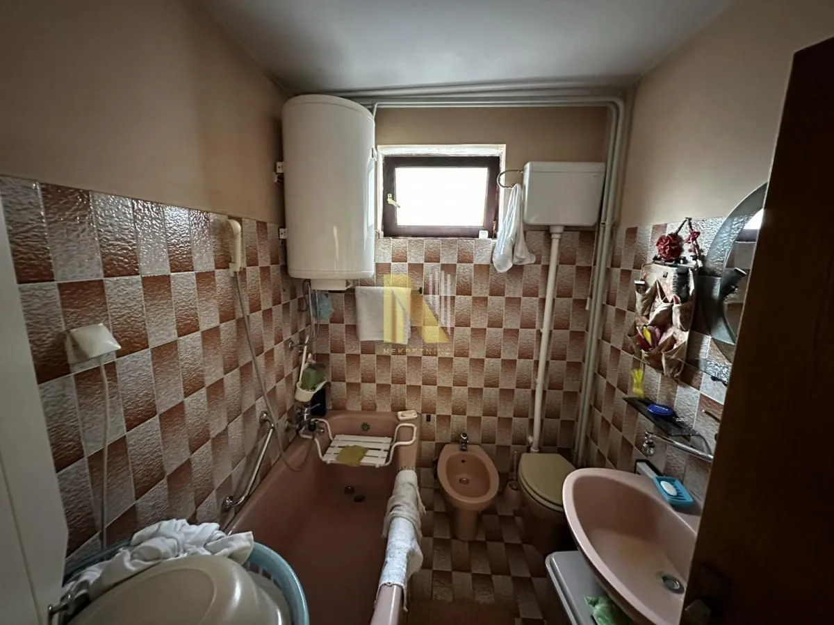 Prodaja, kuća, 281m², Centar, Žabljak