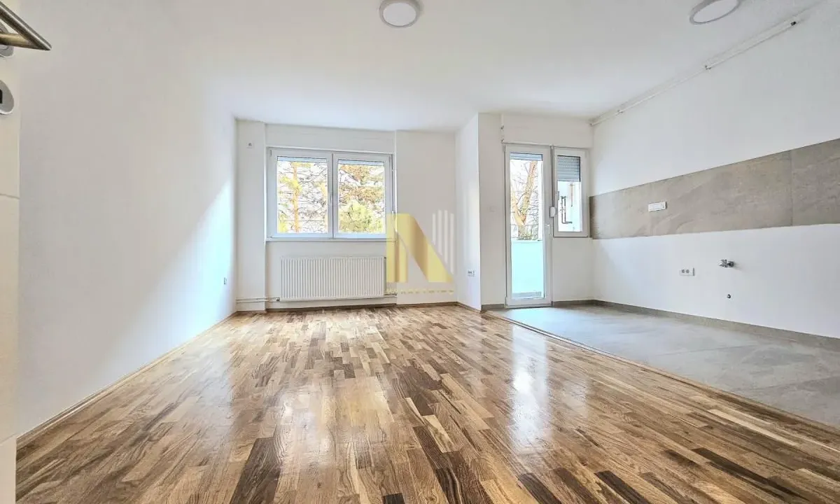 Sale, two bedroom apartment, 43m², Adamovićevo Naselje, Novi Sad Sve Podlokacije