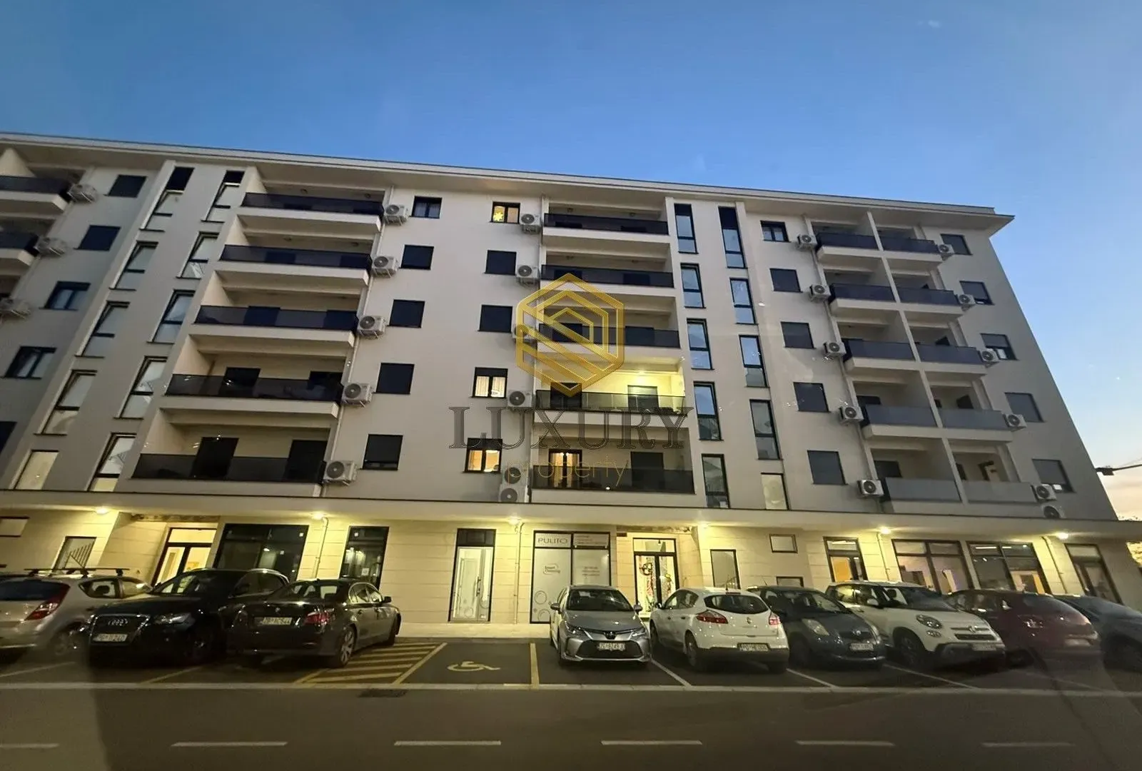 Rent, two bedroom apartment, 53m², City Kvart, Podgorica