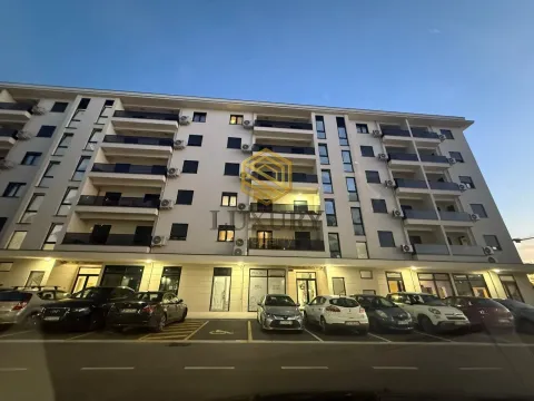 Izdavanje, dvosoban stan, 53m², City Kvart, Podgorica - image 7