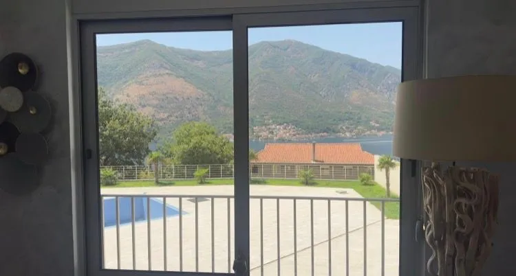 Prodaja, dvosoban stan, 75m², Dobrota, Kotor