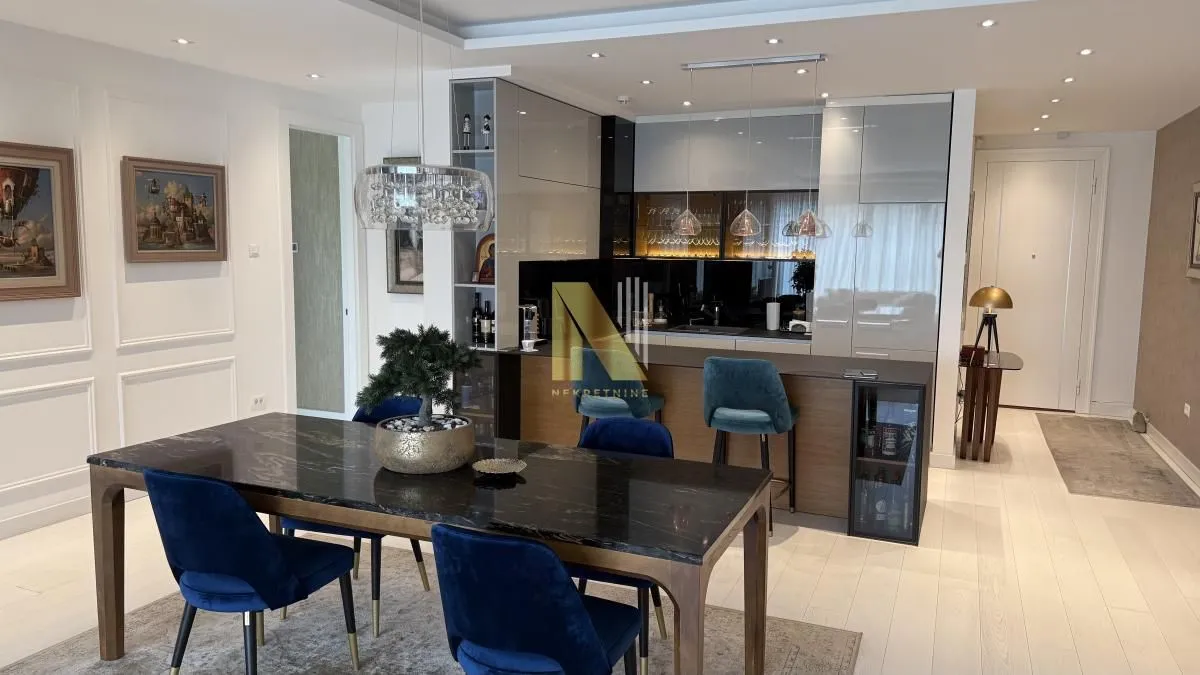 Prodaja, dvosoban stan, 124m², Savski Venac, Beograd