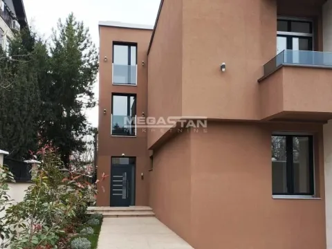 Rent, four bedroom apartment, 156m², Savski Venac, Beograd - image 12
