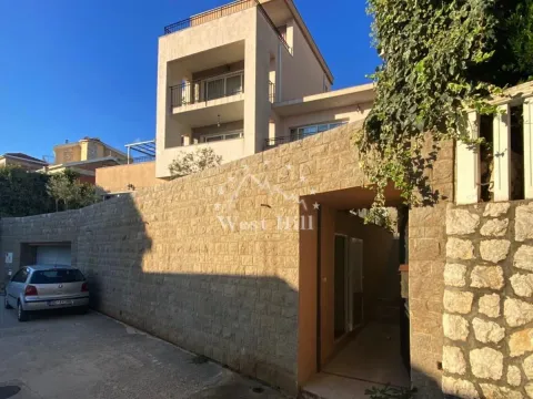 Prodaja, kuća, 495m², Bečići, Budva - image 4