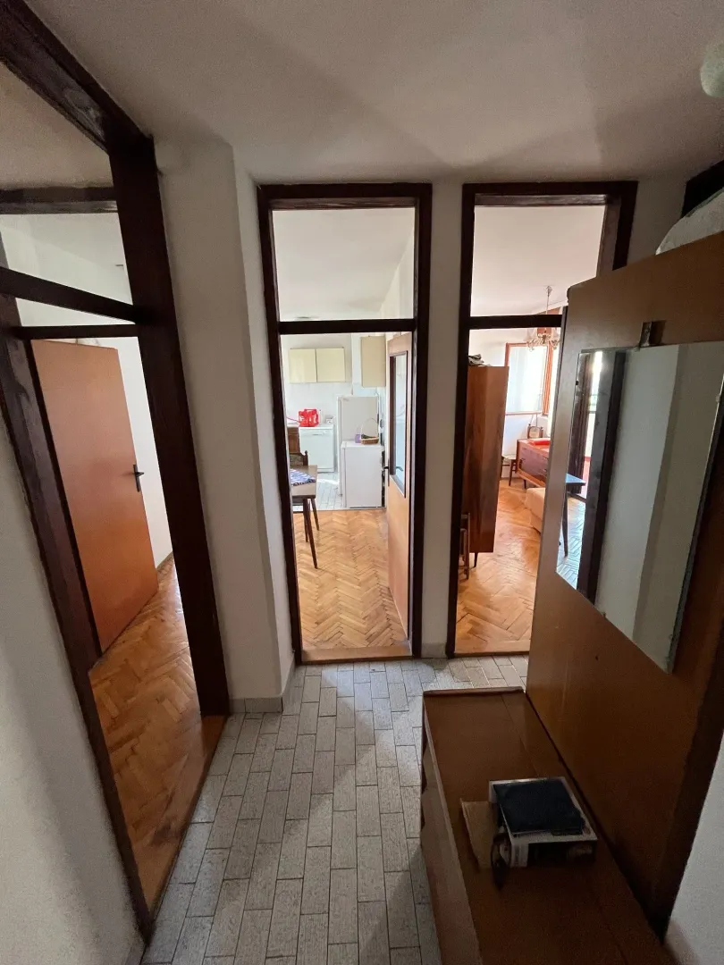 Prodaja, jednosoban stan, 56m², Blok 6, Podgorica