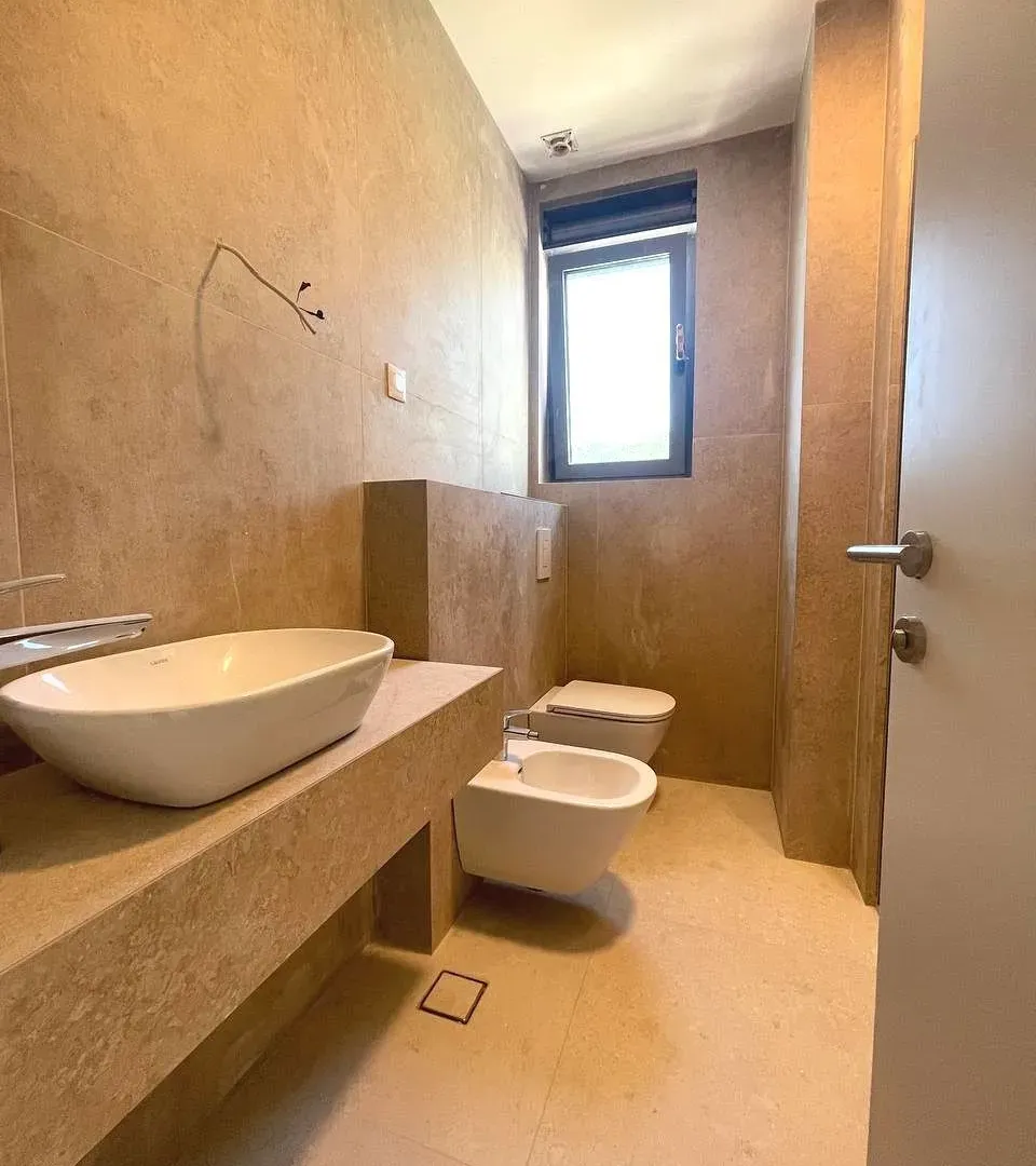 Sale, two bedroom apartment, 74m², Bečići, Budva