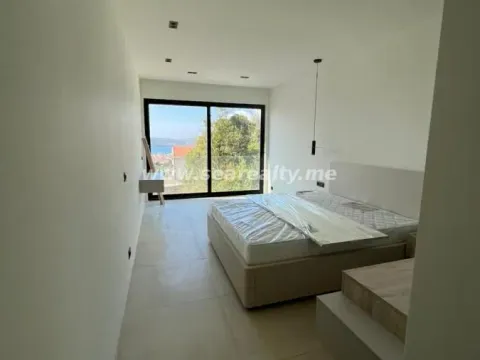 Sale, house, 273m², Tivat, Crna Gora - image 11
