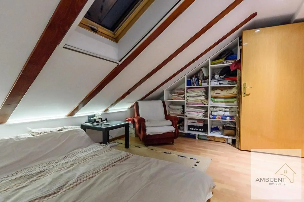 Prodaja, četvorosoban stan, 104m², Stari Grad, Beograd