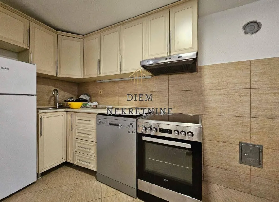 Rent, two bedroom apartment, 80m², Bjeliši, Bar