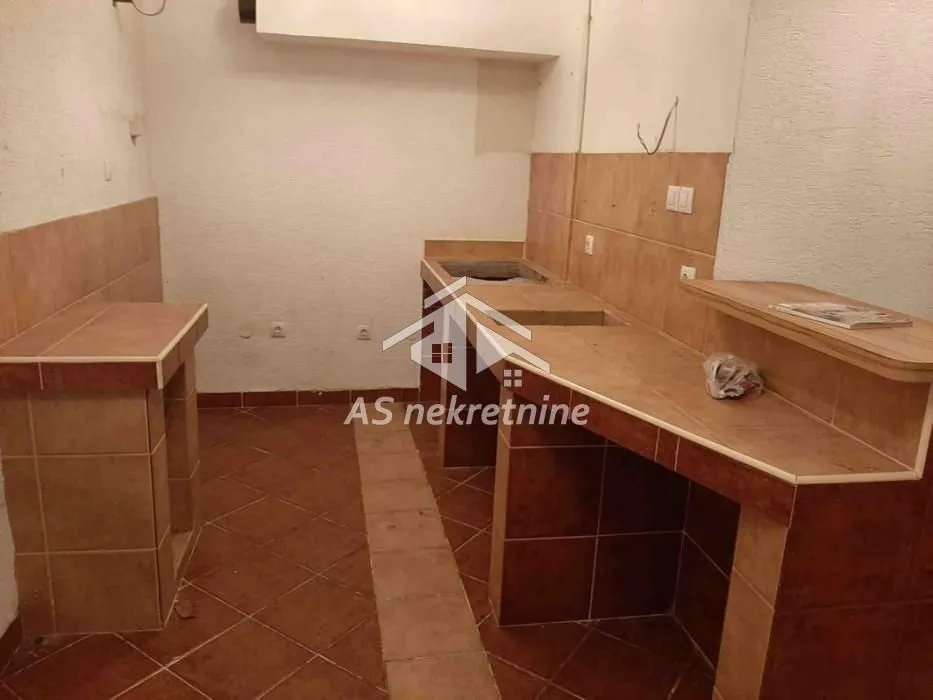 Izdavanje, kuća, 220m², Savski Venac, Beograd