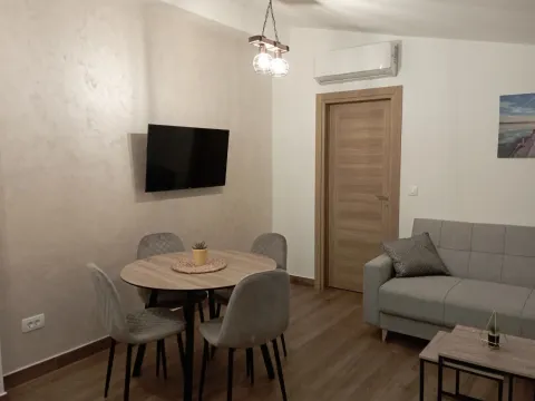 Izdavanje, jednosoban stan, 40m², Dumidran, Tivat - image 3