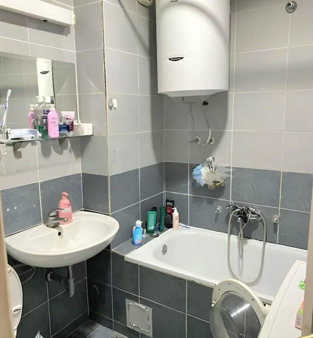 Prodaja, dvosoban stan, 49m², Novi Beograd Blok 61, Novi Beograd Sve Podlokacije