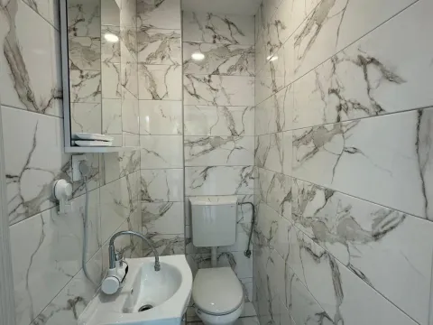 Rent, office space, 50m², Tivat, Crna Gora - image 5