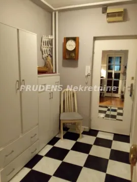 Prodaja, trosoban stan, 78m², Banjica, Voždovac Sve Podlokacije - image 2