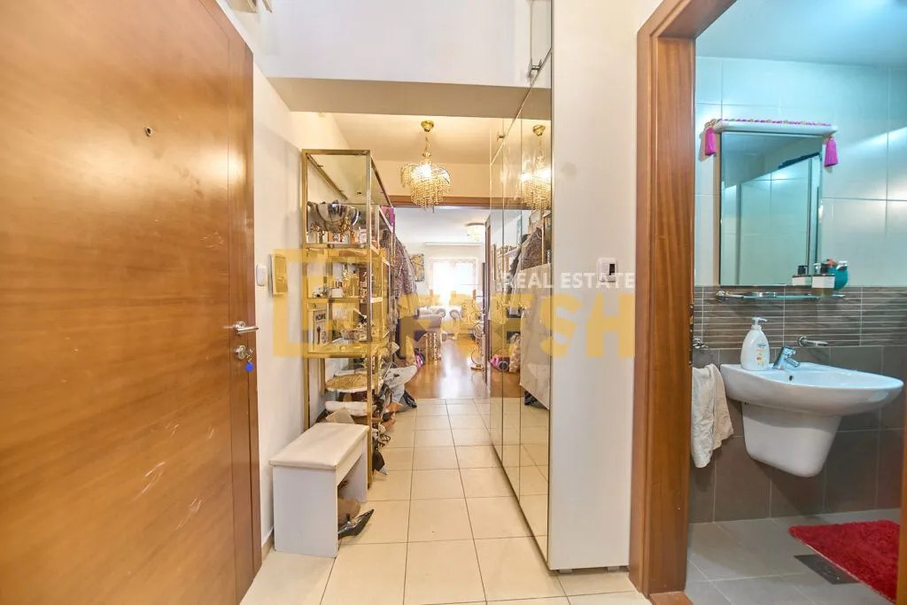 Prodaja, trosoban stan, 120m², Tološi, Podgorica