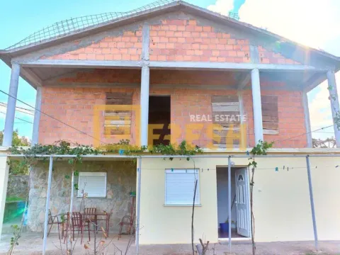 Prodaja, kuća, 190m², Kakaricka Gora, Podgorica - image 8