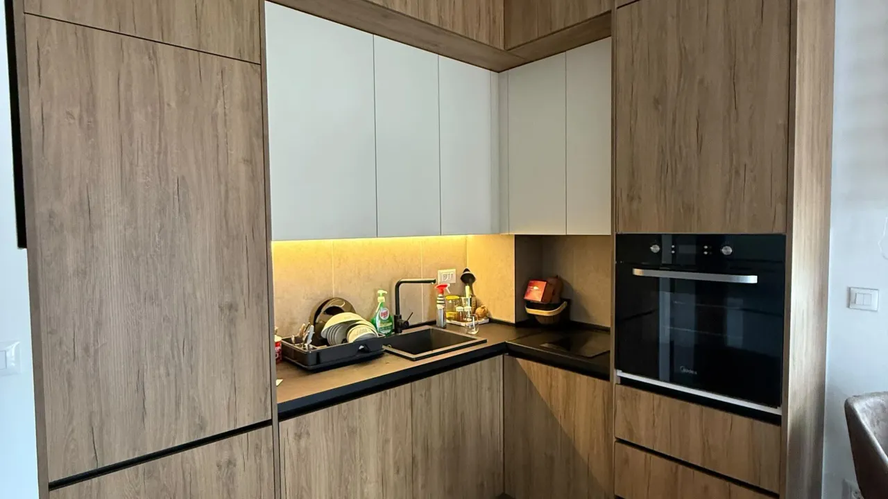 Izdavanje, jednosoban stan, 43m², Vezirov Most, Podgorica