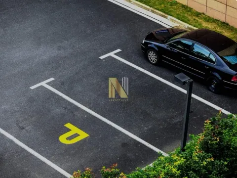 Izdavanje, parking/garaža, 13m², Centar, Novi Sad