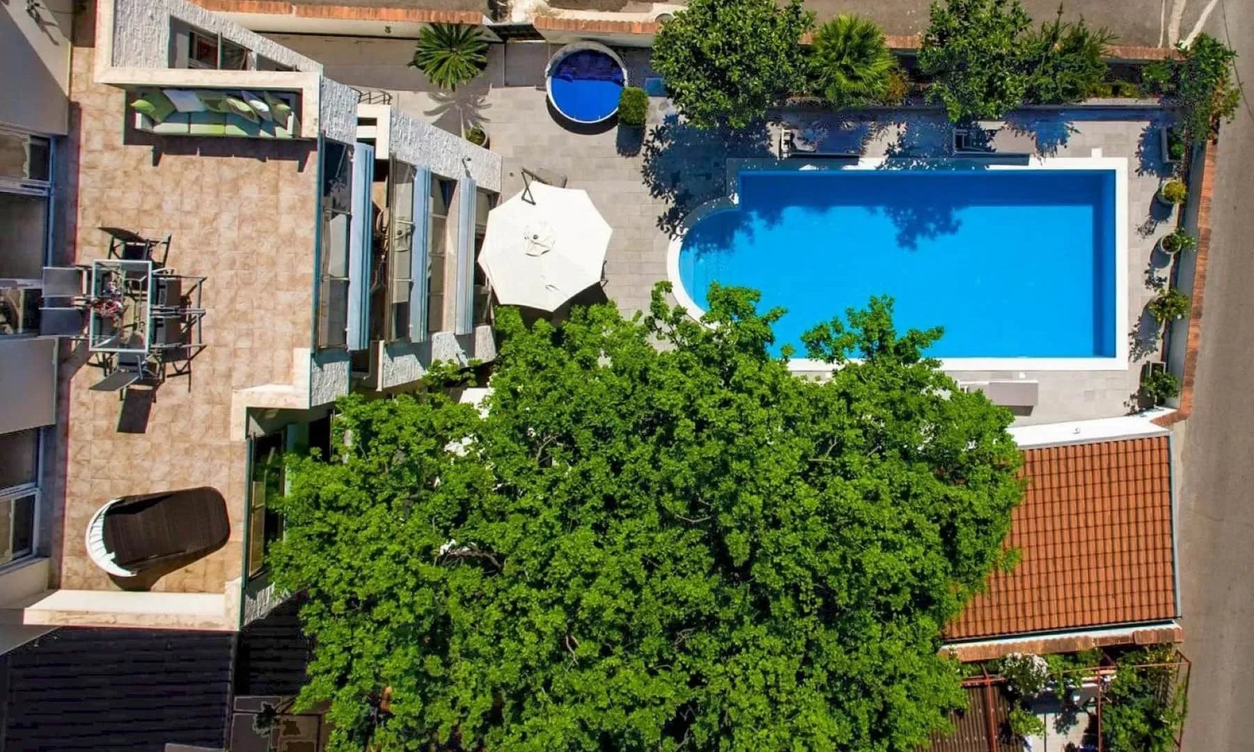 Prodaja, kuća, 300m², Podkošljun, Budva