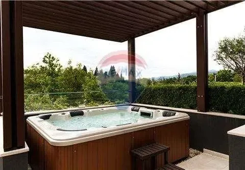 Izdavanje, kuća, 234m², Masline, Podgorica - image 19