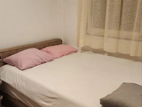Izdavanje, jednosoban stan, 42m², Dobrota, Kotor - image 6