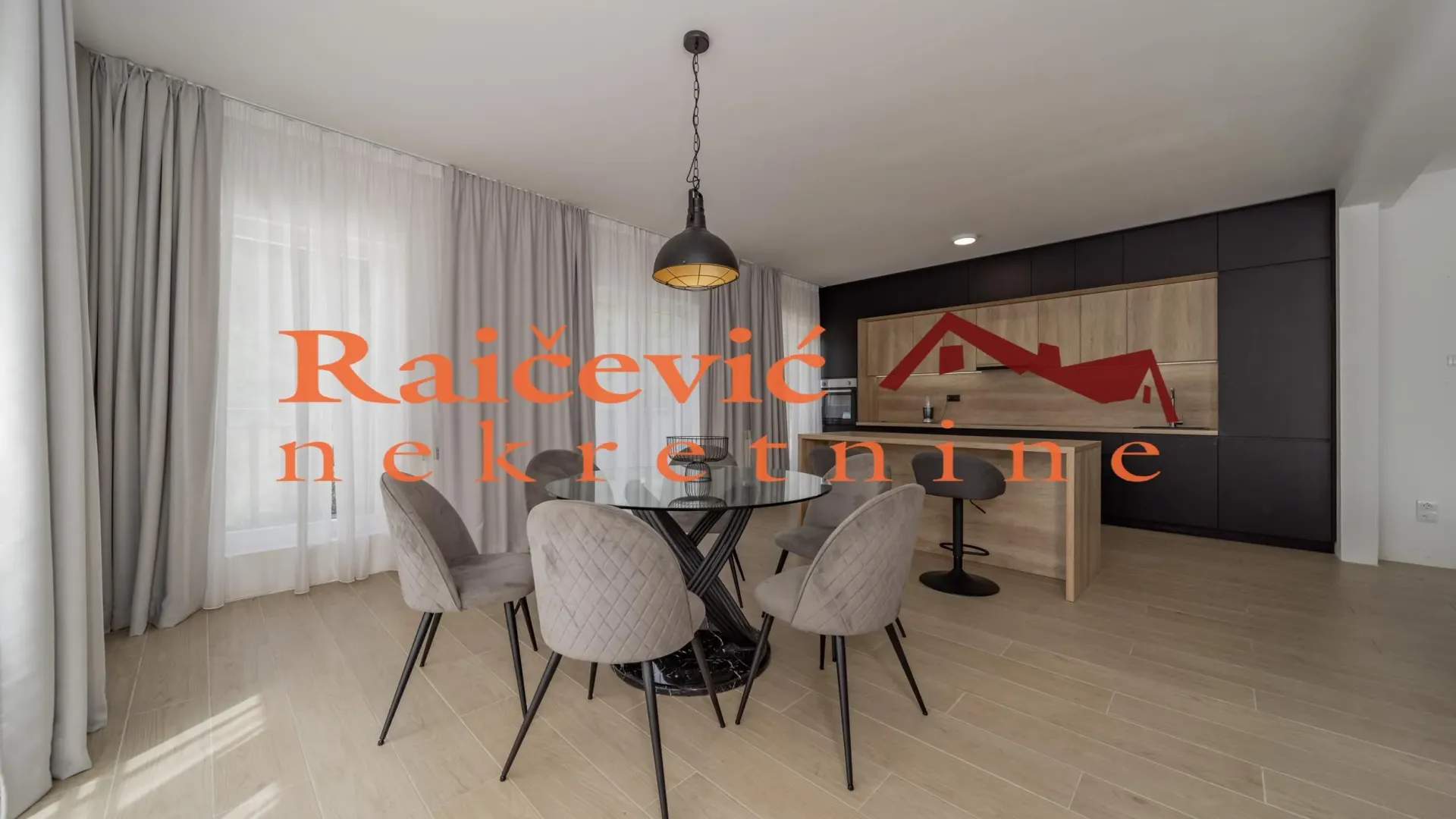 Prodaja, četvorosoban stan, 145m², Savski Venac, Beograd