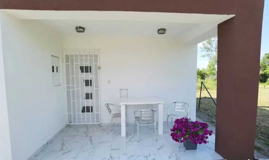 Prodaja, kuća, 150m², Vladimirci, Srbija