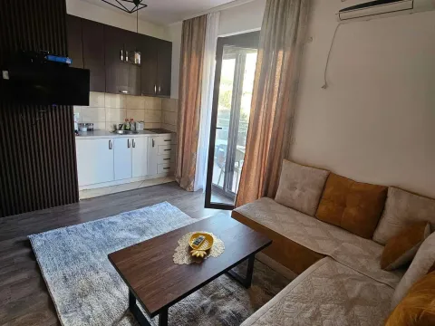 Rent, one bedroom apartment, 27m², Budva, Crna Gora - image 3
