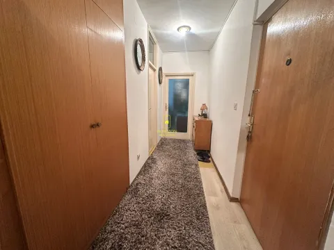 Prodaja, dvosoban stan, 72m², Baston, Podgorica - image 5