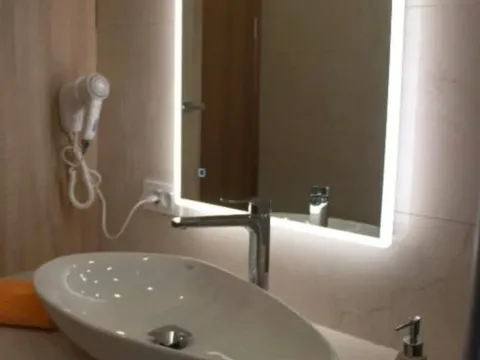 Izdavanje, jednosoban stan, 54m², Kava, Tivat - image 11